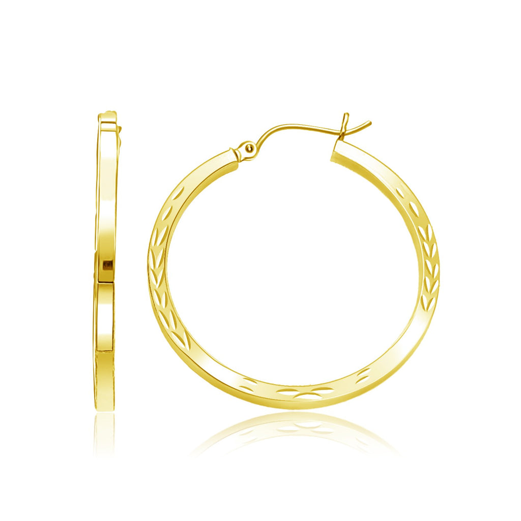 Diamond Cut Hoop in 14K Yellow Gold