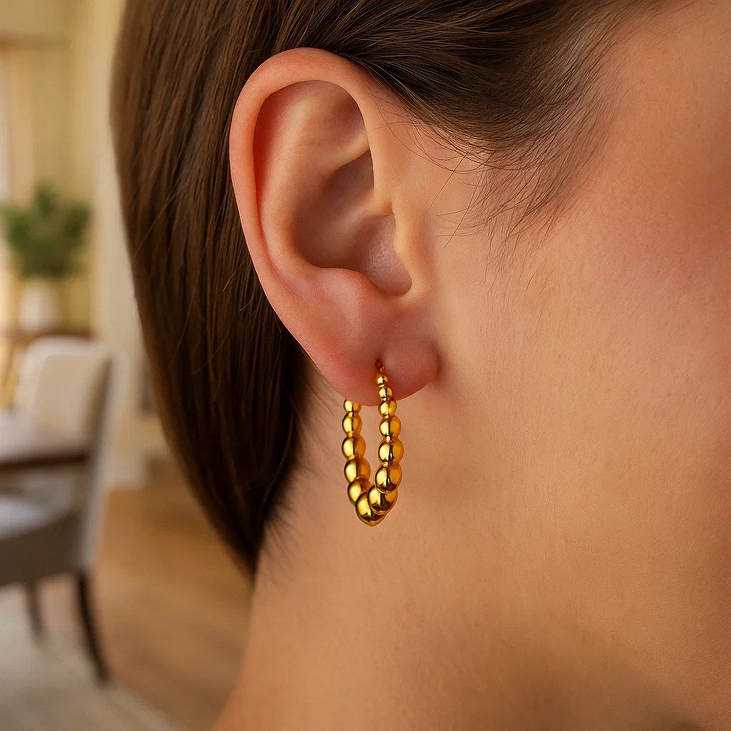 Graduated Sphere Hoop in 14K Yellow Gold
