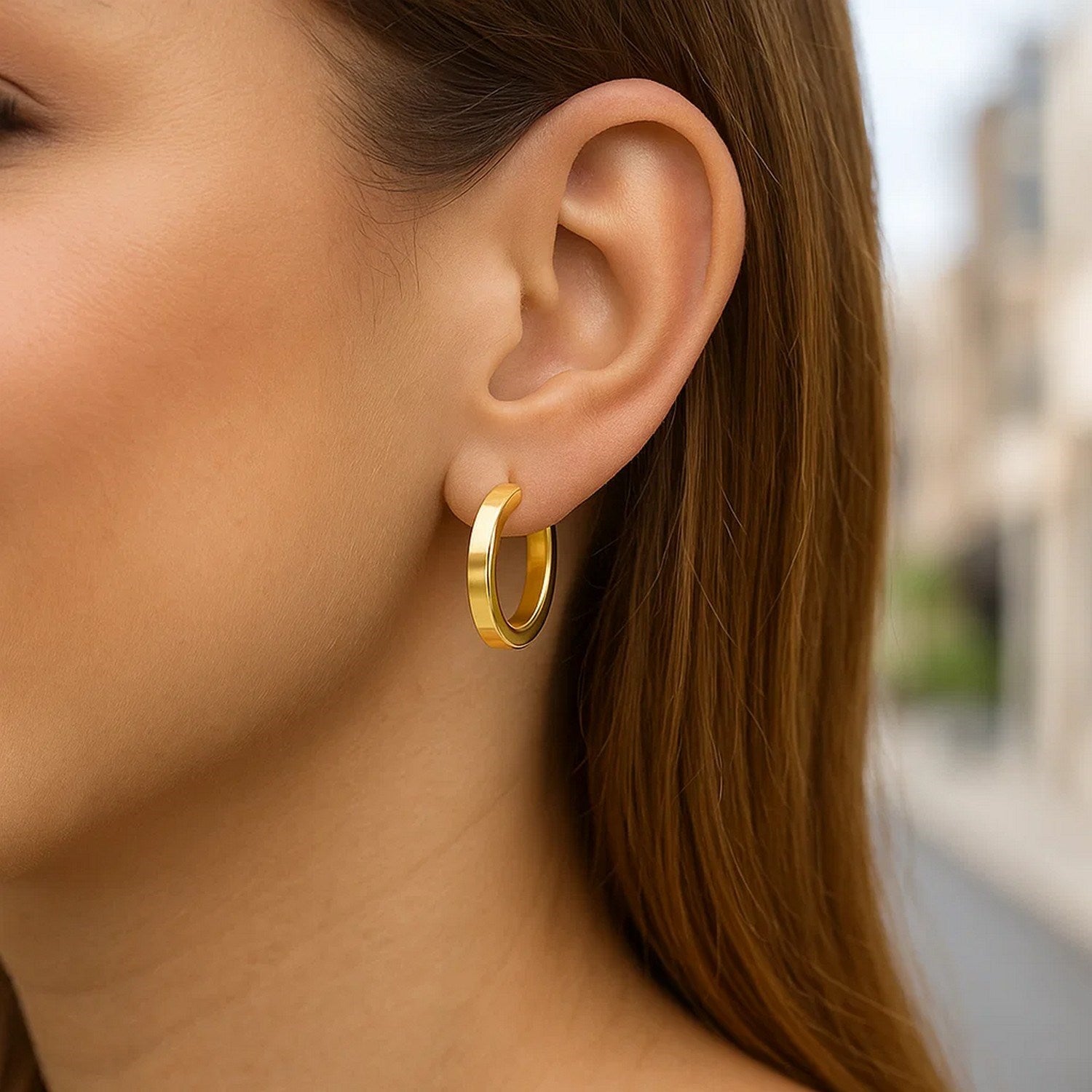 Square Tube Hoop in 14K Yellow Gold