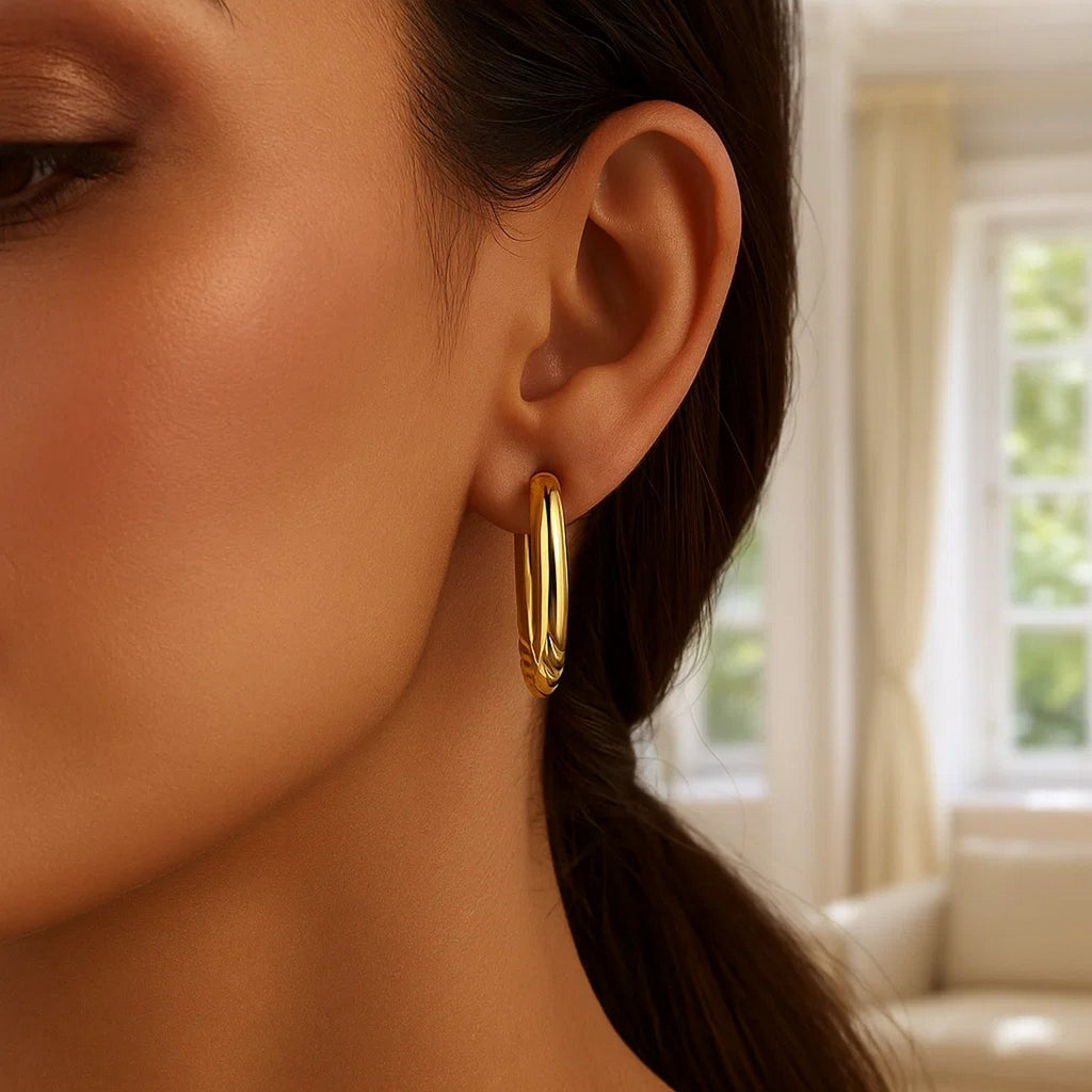 Twisted Medium Hoop in 14K Yellow Gold