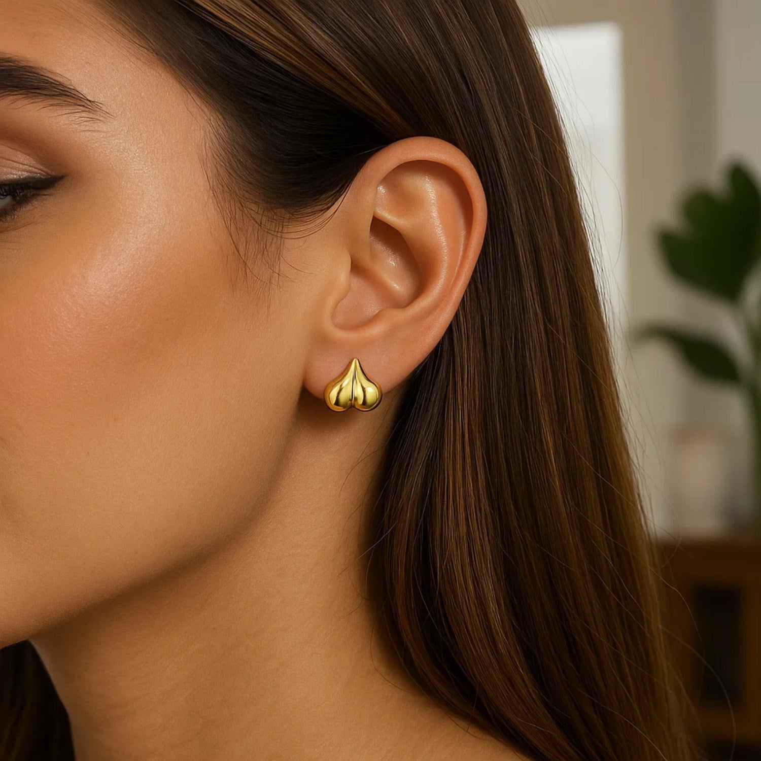 Puffed Bubble Heart Stud in 14K Yellow Gold