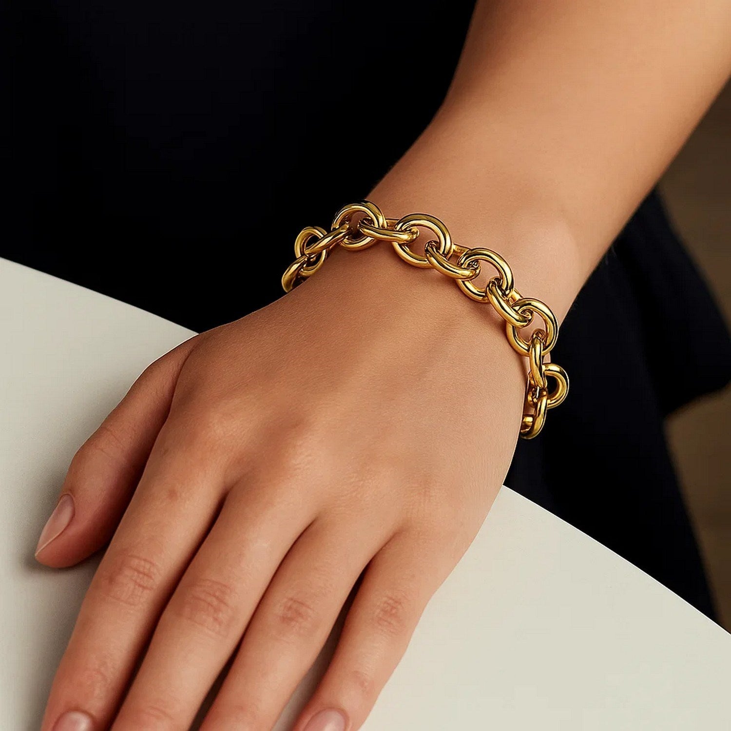 Round Link in 14KT Yellow Gold