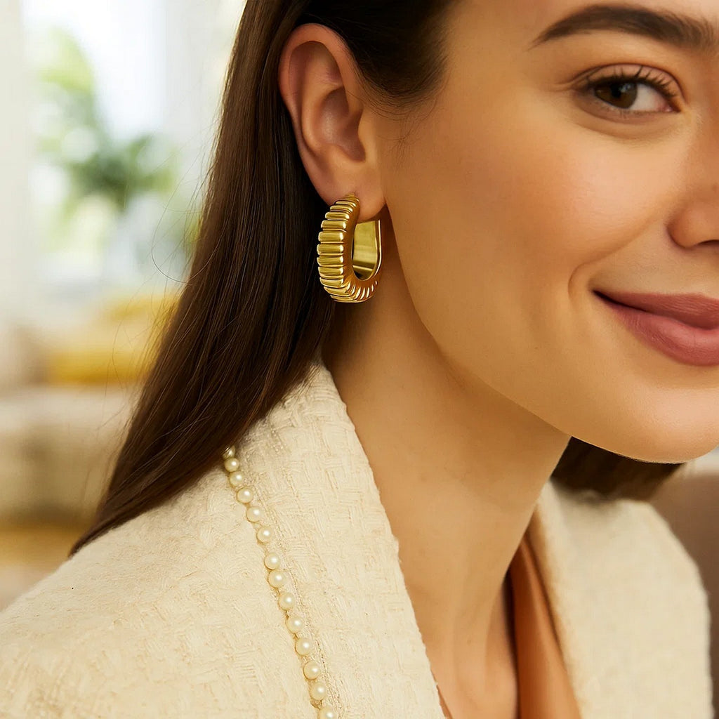 Polished Puffed Ribbed Hoop in 14K Yellow Gold