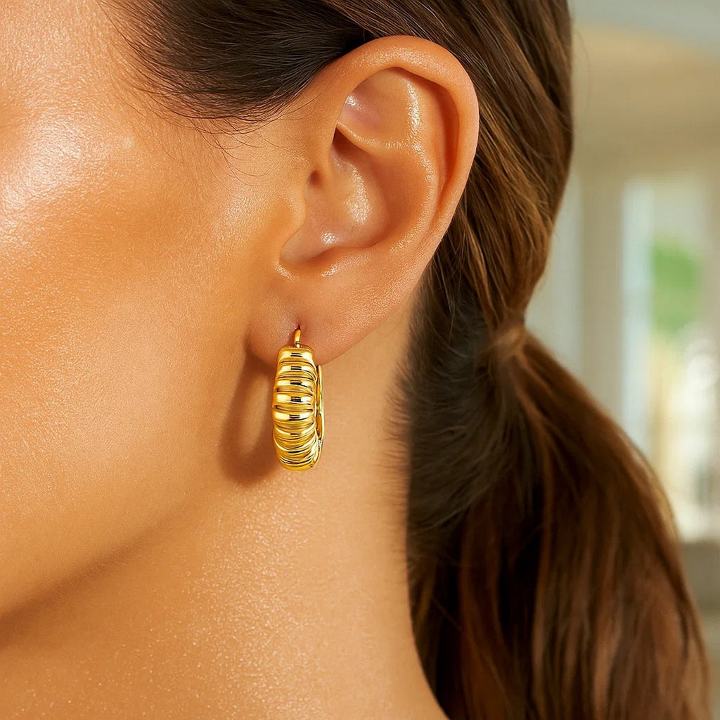 Polished Puffed Ribbed Hoop in 14K Yellow Gold