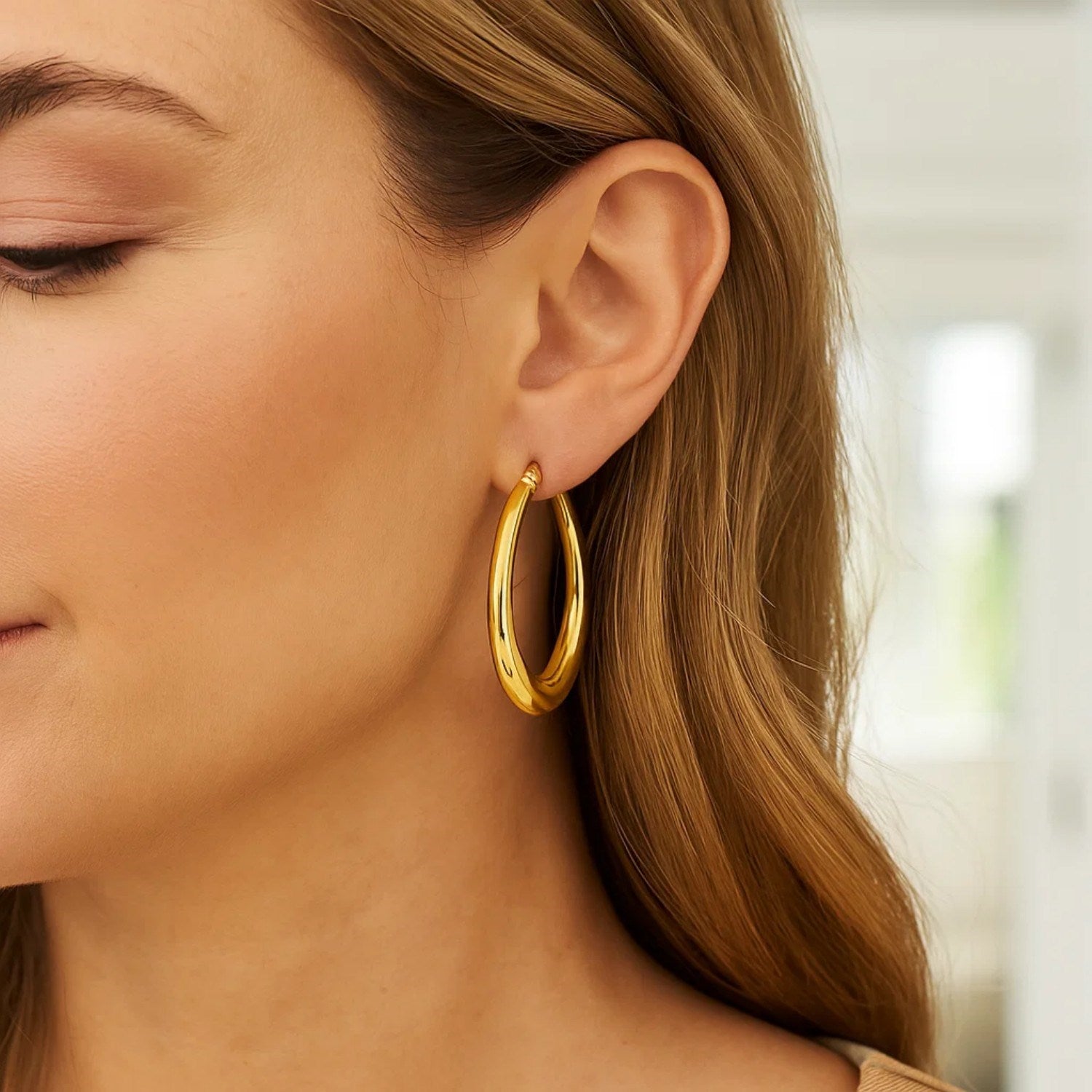 Oval Electroform Hoop in 14K Yellow Gold