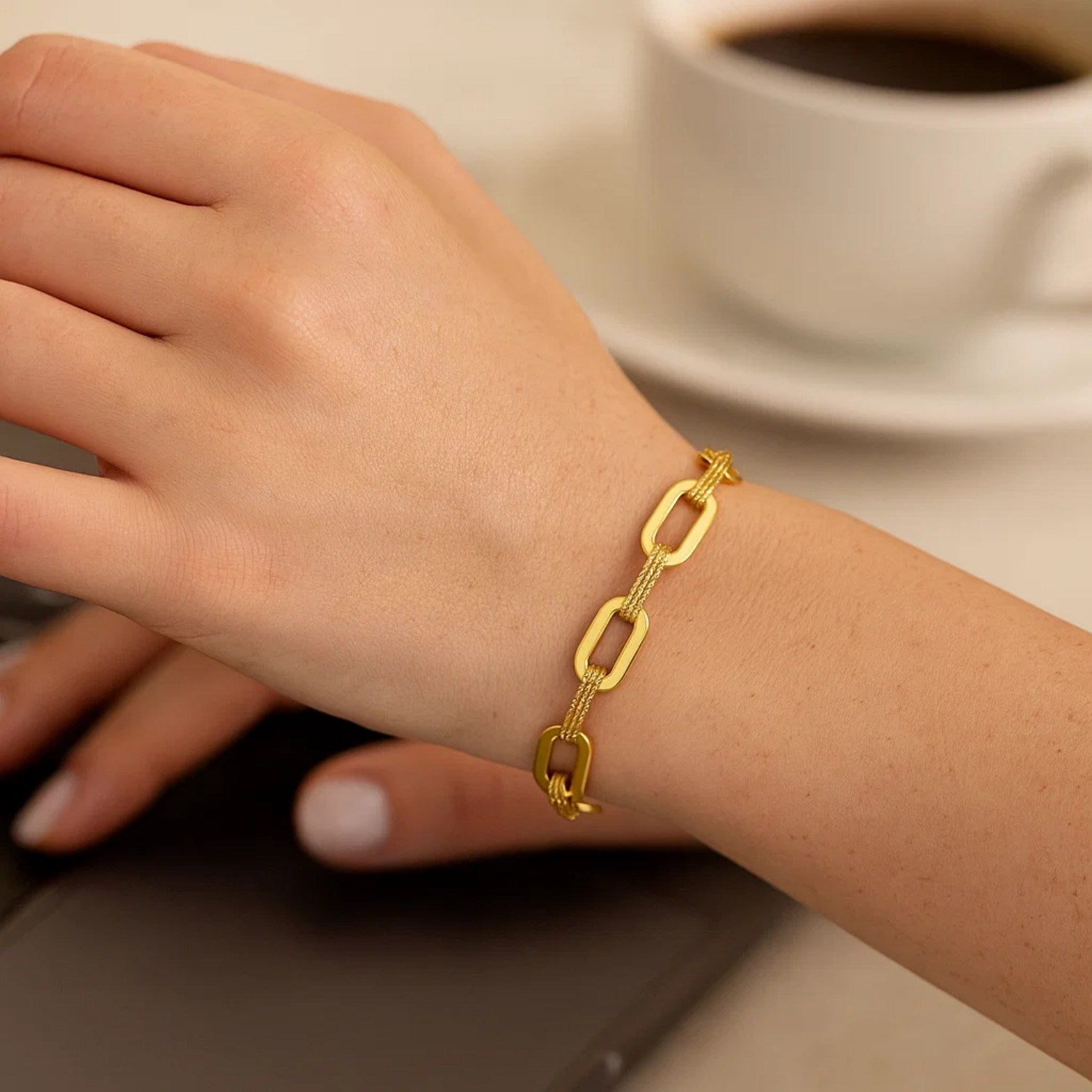 Diamante Paperclip Chain in 14KT Yellow Gold