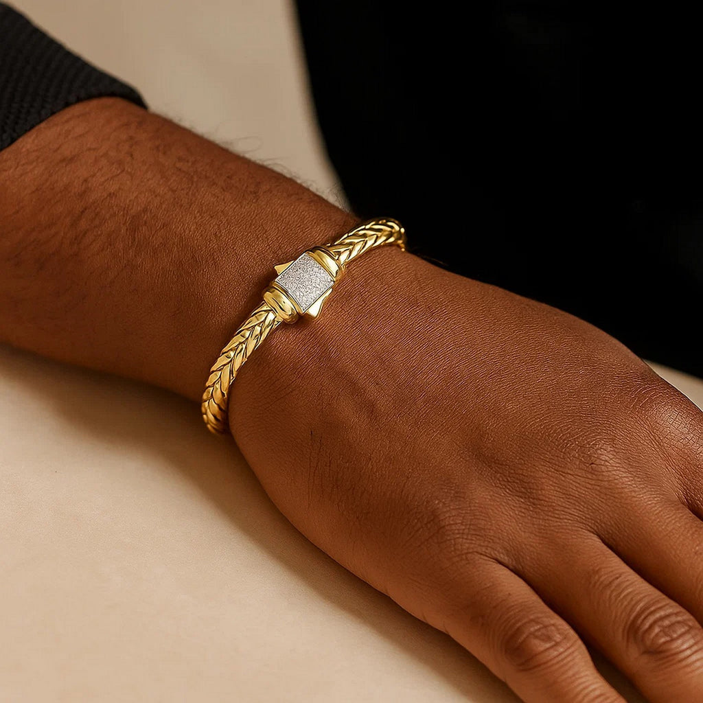 Woven Large Diamond Pave in 14KT Yellow Gold