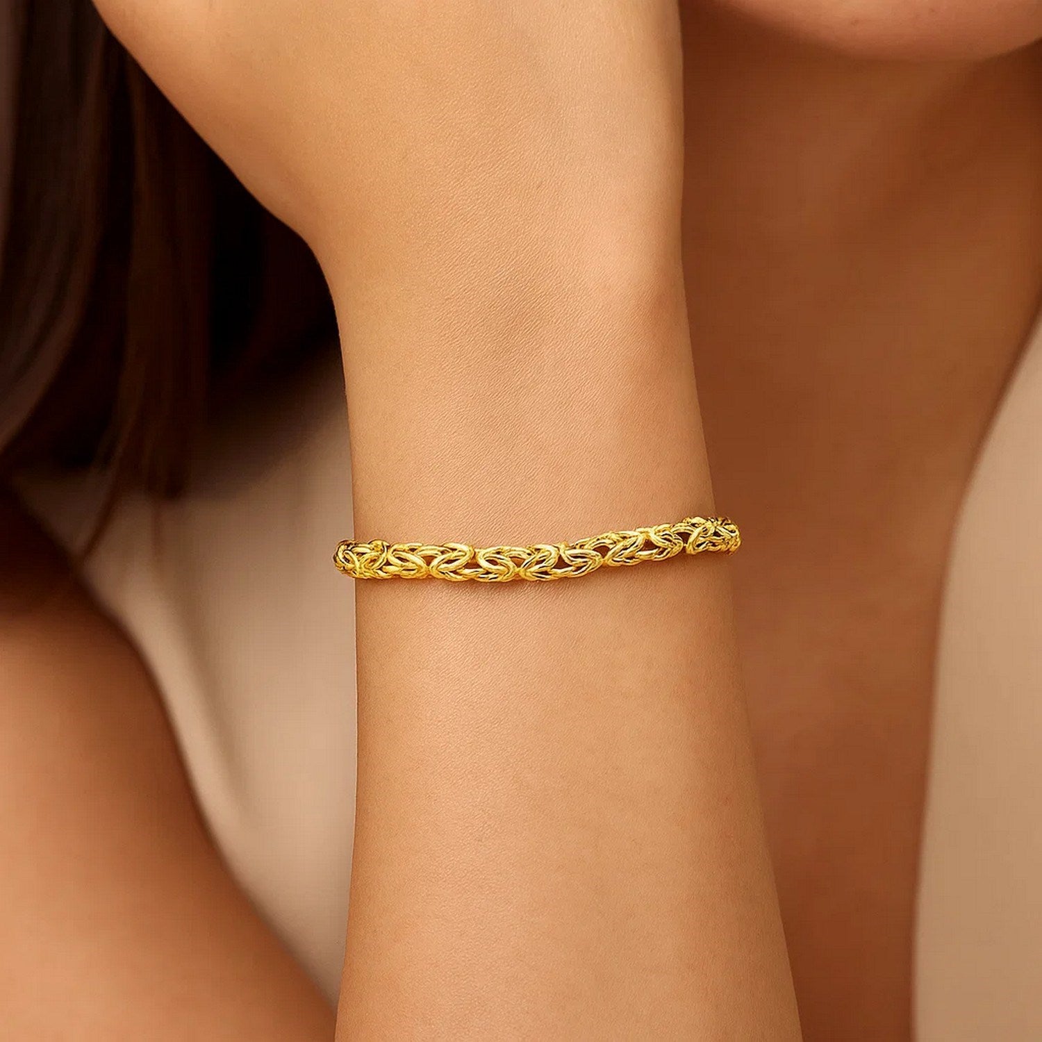 Byzantine Link Shiny in 14KT Yellow Gold