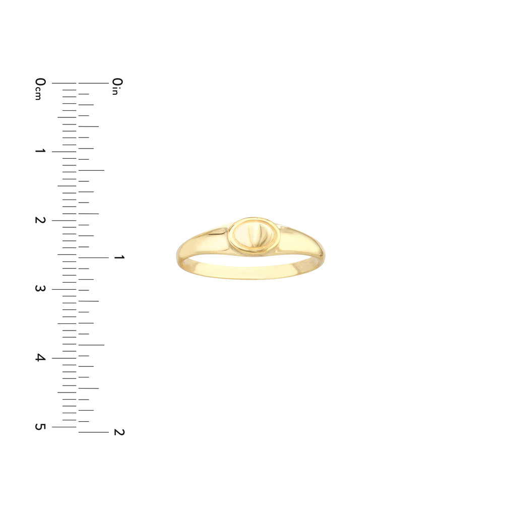 Engravable Mini Oval Signet Ring — ALT3